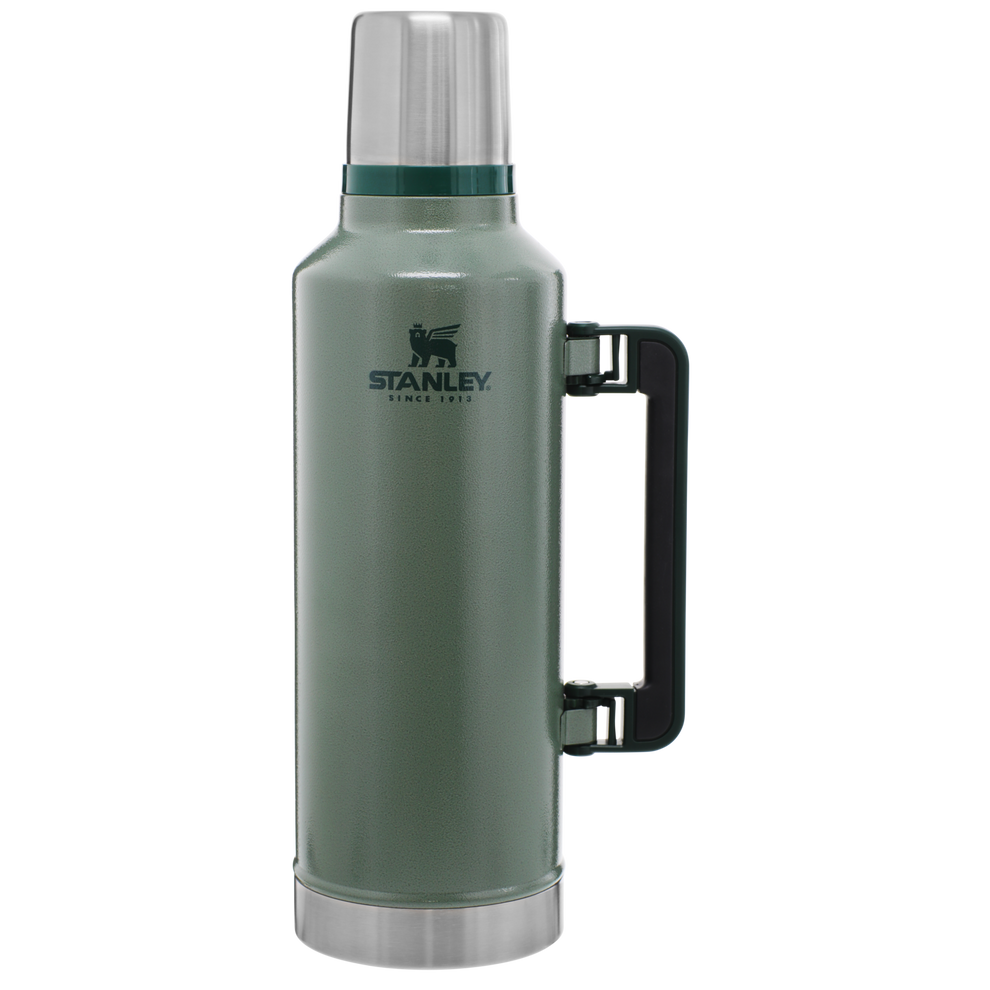 Stanley 1913 Classic Legendary Bottle 2.5 QT in Hammertone Green