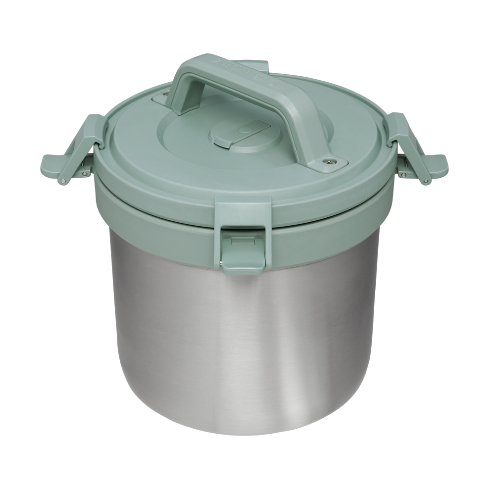 Stanley 1913 Adventure Stay Hot Camp Crock 3QT in Stainless Steel Shale