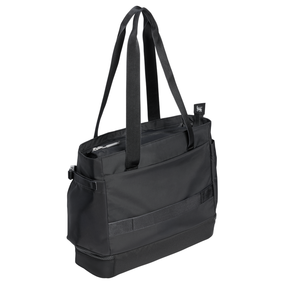 Stanley 1913 The Vitalize™ Tote 27.6 QT in Black