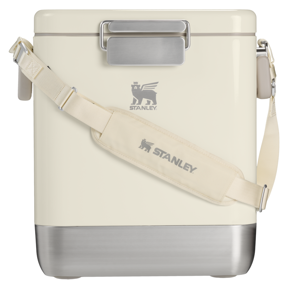 Stanley 1913 The Stanley Lifted Spirits™ Steel Cooler 26 QT in Cream Gloss