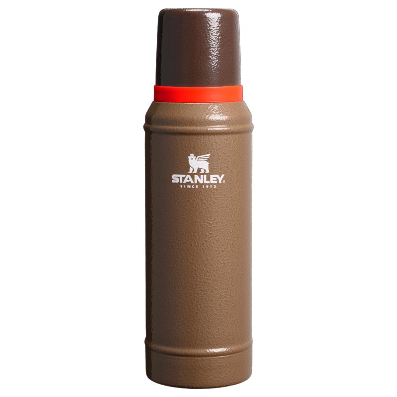 Stanley 1913 The Post Malone x Stanley Legendary Classic Bottle and Lunch Box Set in Post Malone Hammertone Coyote Brown