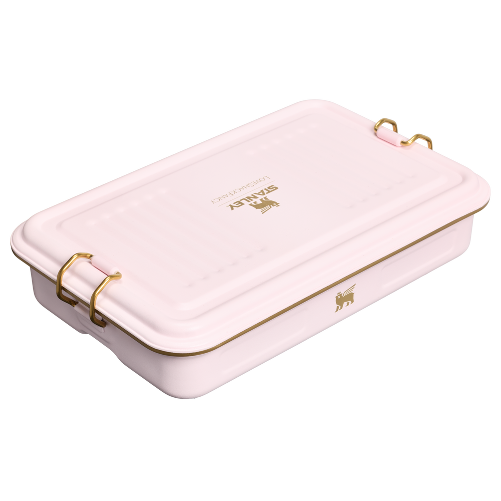 Stanley 1913 Stanley 1913 x LoveShackFancy Holiday Classic Legendary Useful Box 1.25 QT in Pale Pink | View 2