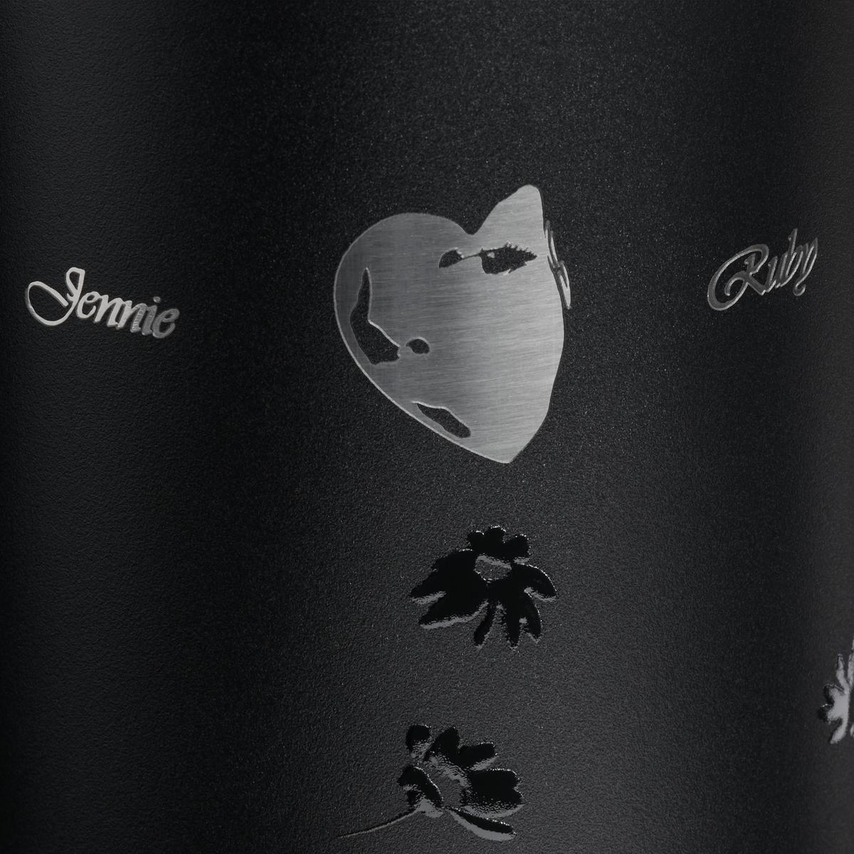 Stanley 1913 The Quencher® Luxe Tumbler 30 OZ in Midnight Ruby | View 4