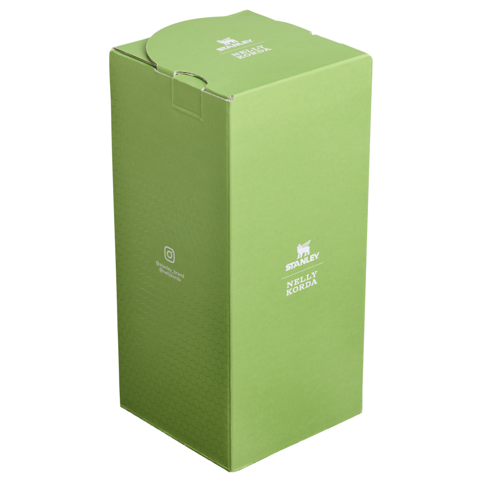 Stanley 1913 The Stanley 1913 x Nelly Korda Quencher® ProTour Flip Straw Tumbler 30 OZ in Nelly Korda Pinstripe